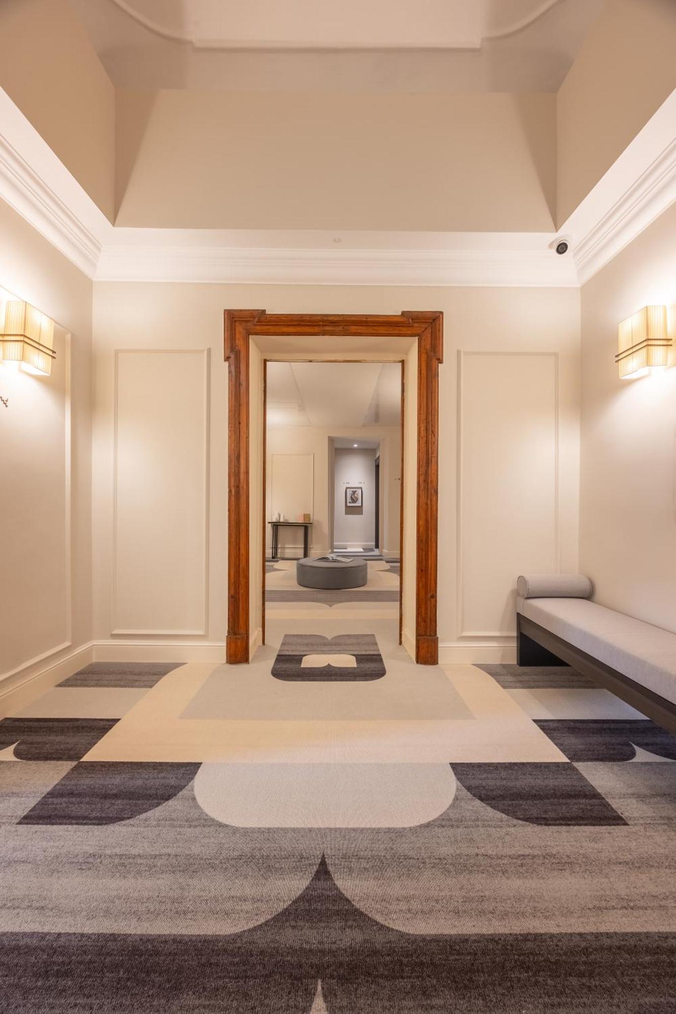Bh Hotel